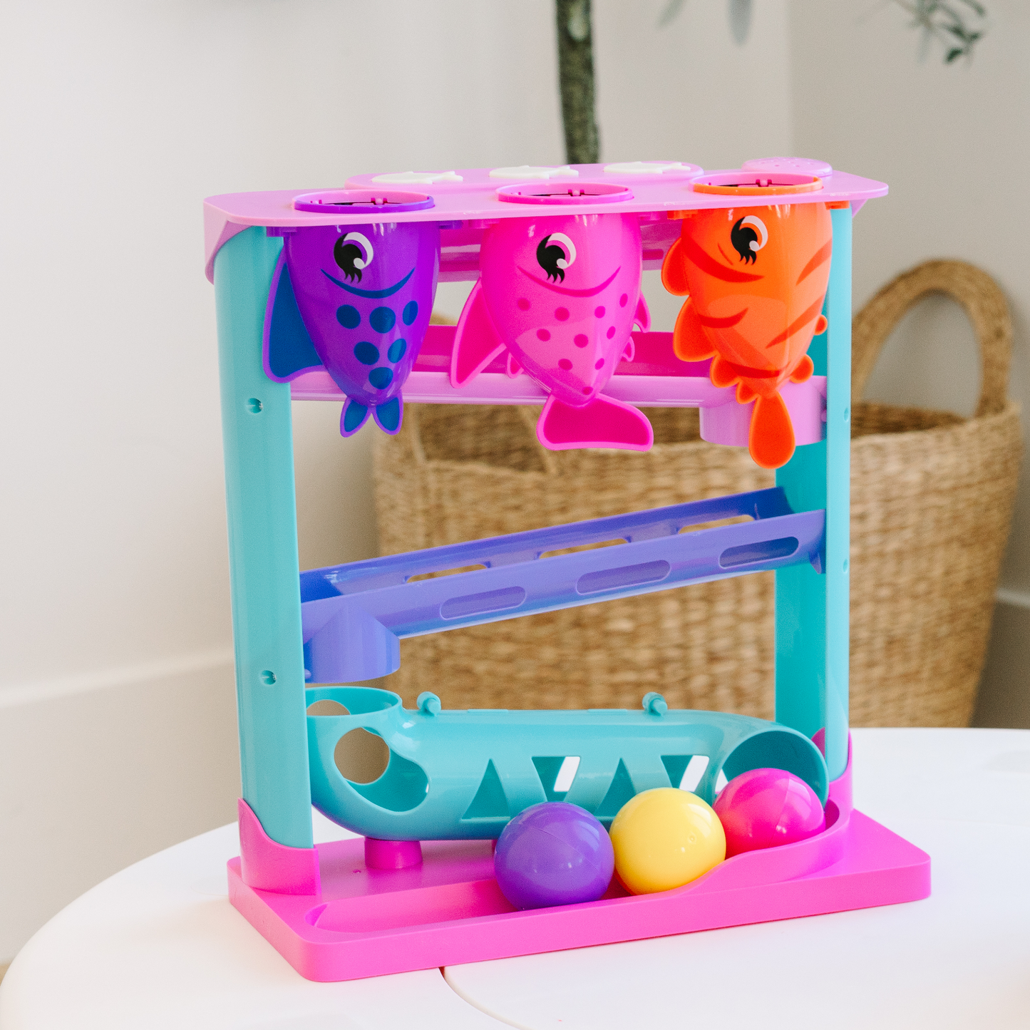 Feed the Fish - Pink