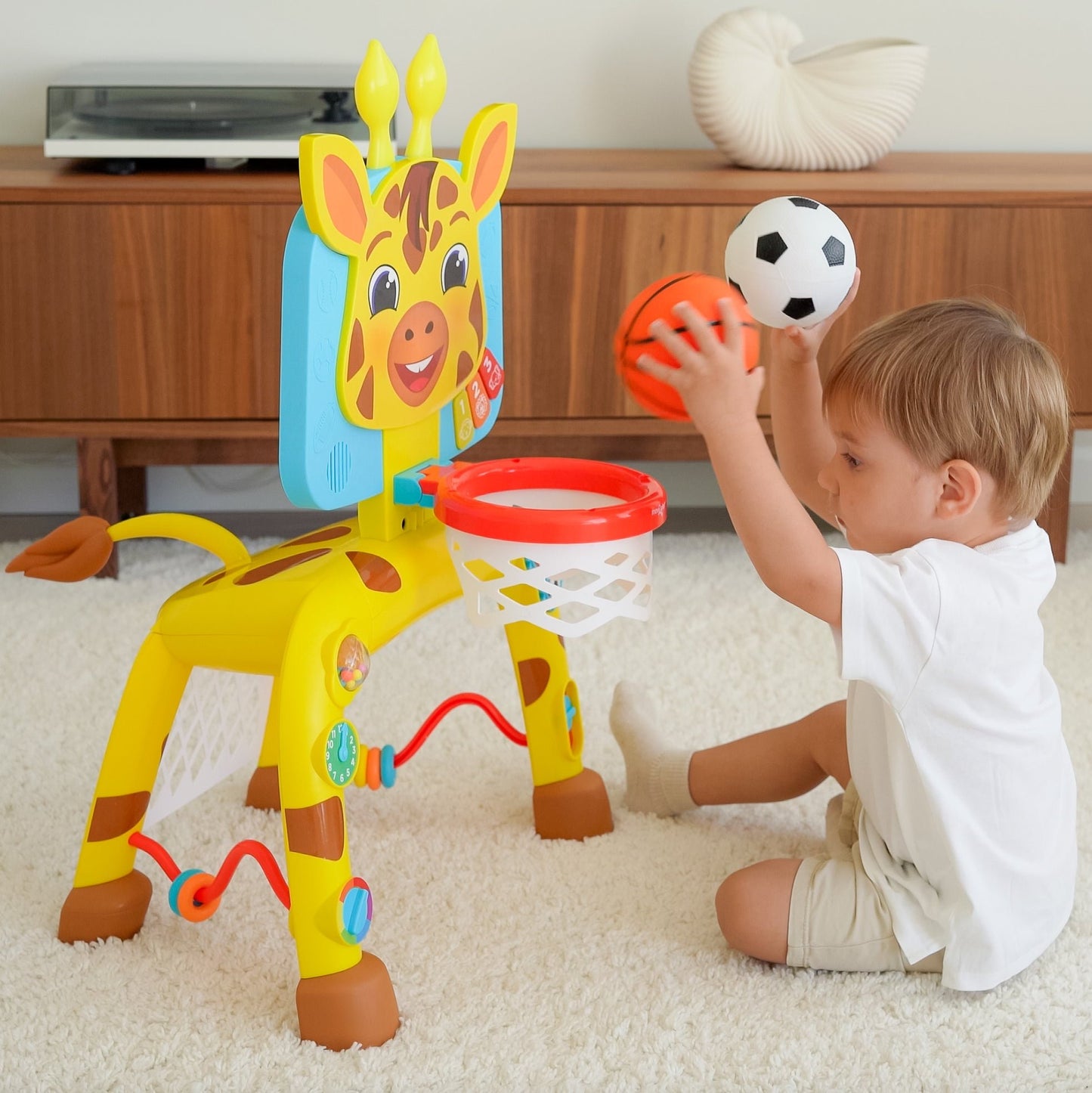 Giraffe Play & Score Activity Center