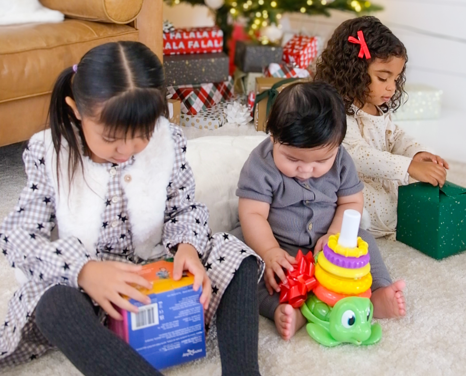 Top 5 Montessori-Inspired Toys to Gift This Holiday Season